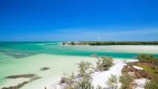 Onde está localizada a isla Holbox