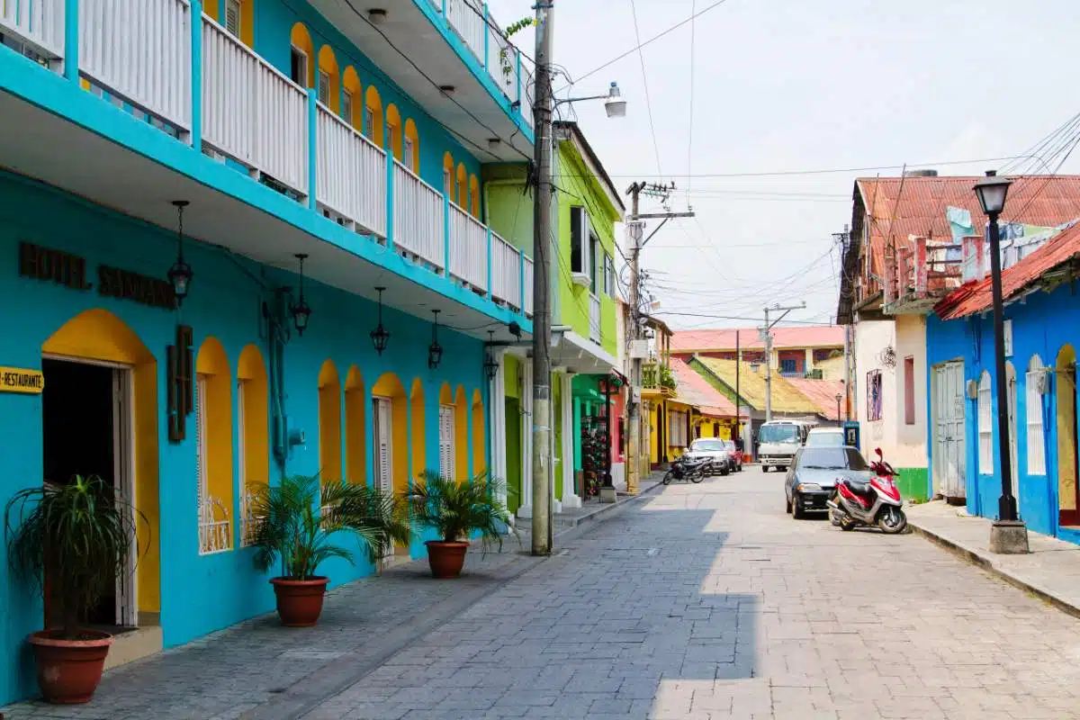 Come Arrivare Da Città Del Guatemala A Flores, Guatemala