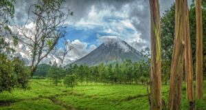 How to get from Monteverde to La Fortuna Arenal, Costa Rica