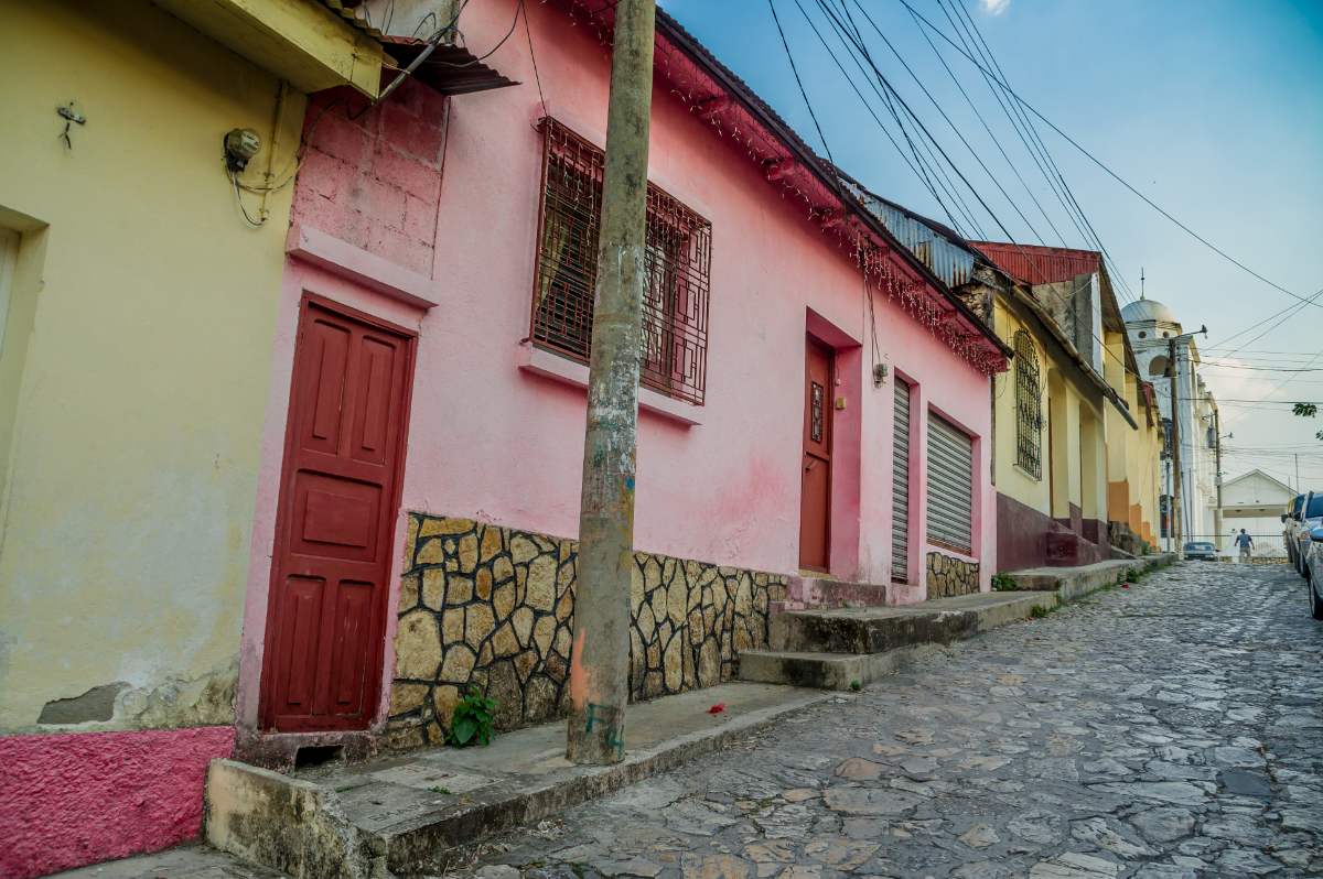 How To Get From Antigua To Flores, Guatemala