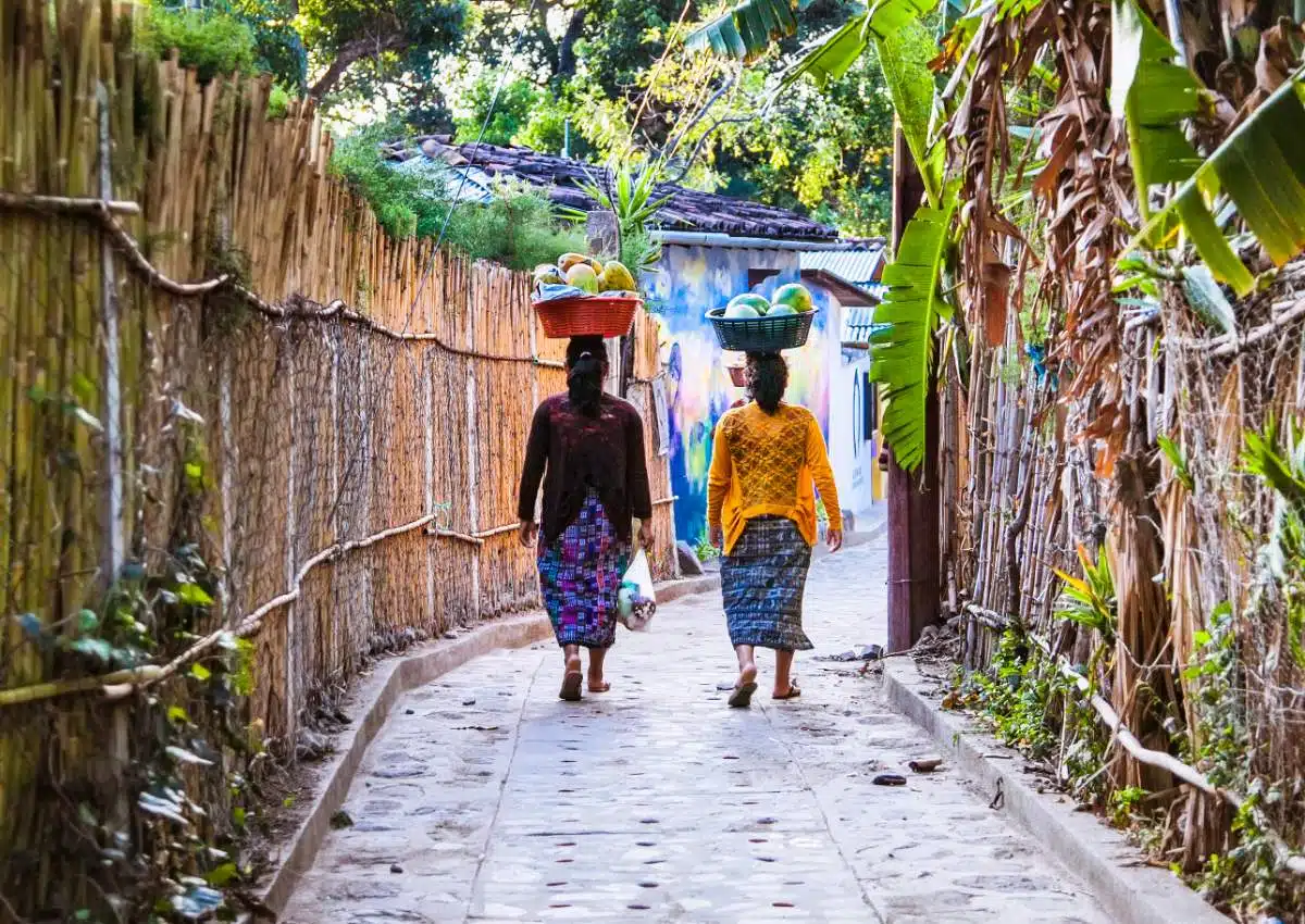 Hoe Kom Je Van Antigua Naar San Marcos La Laguna, Guatemala?