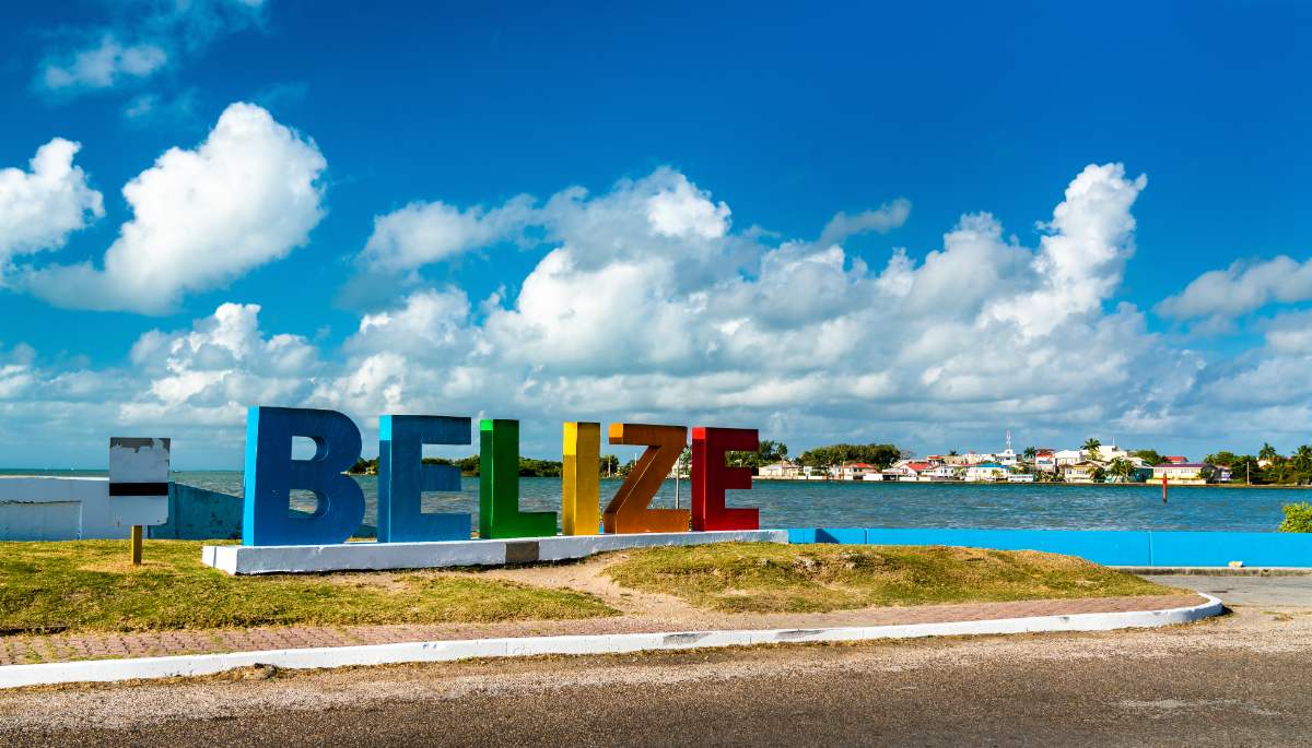 Hoe Kom Je Van Flores, Guatemala Naar Belize City?