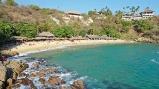 How to get from Huatulco to Puerto Escondido, Mexico2