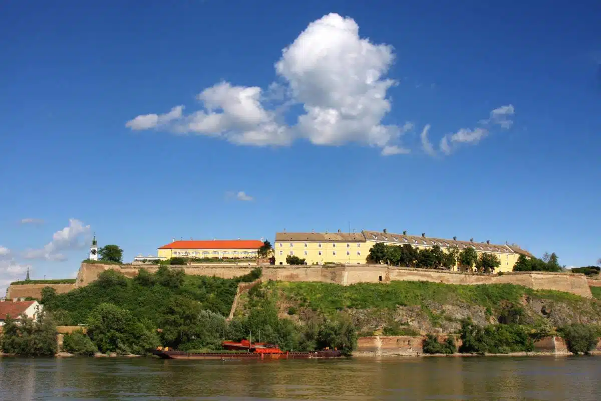 CóMo Llegar De Belgrado A Novi Sad, Serbia