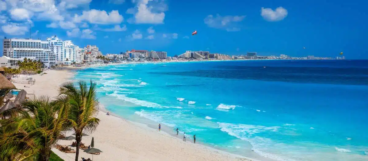 Dall'aeroporto Di Cancun A Cancun