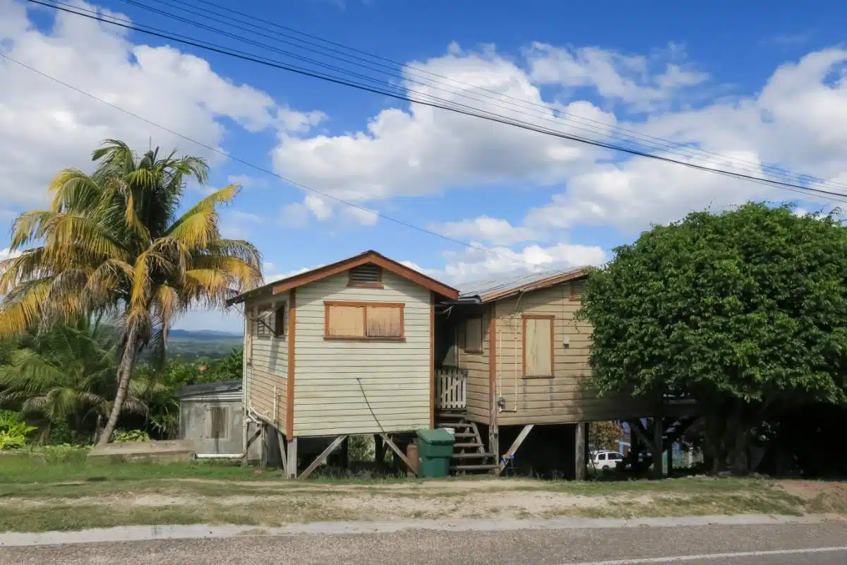 Wie Kommt Man Von Flores Nach San Ignacio, Guatemala?