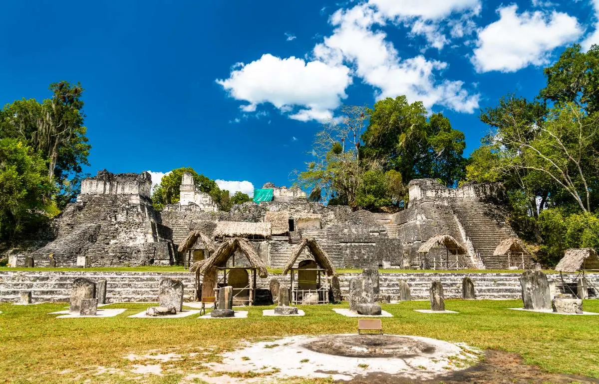 Comment Se Rendre De Semuc Champey à Tikal, Au Guatemala.