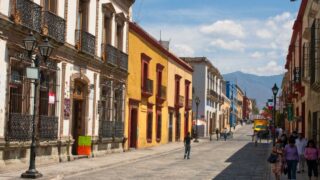 Hoe kom je van Huatulco naar Oaxaca Stad, Mexico?