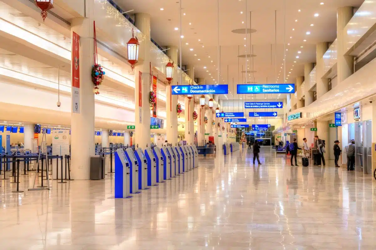 Playa Del Carmen Para O Aeroporto De Cancun
