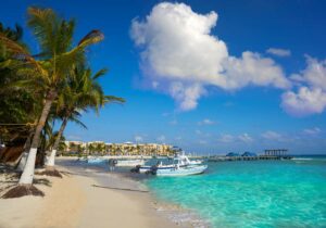 5 Best Ways to get from Cancun to Playa del Carmen, Mexico