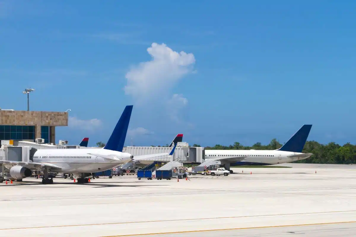 How To Get From Tulum To Cancun Airport