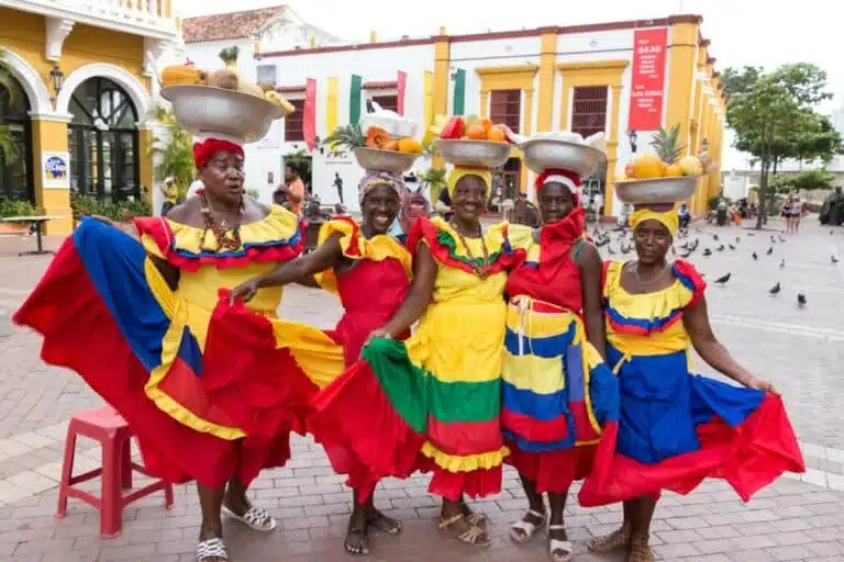4 Best Ways To Get From Medellín To Cartagena, Colombia