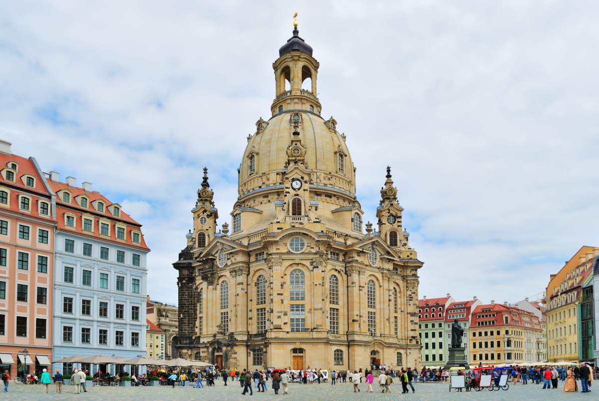 Hoe kom je van Berlijn naar Dresden, Duitsland?