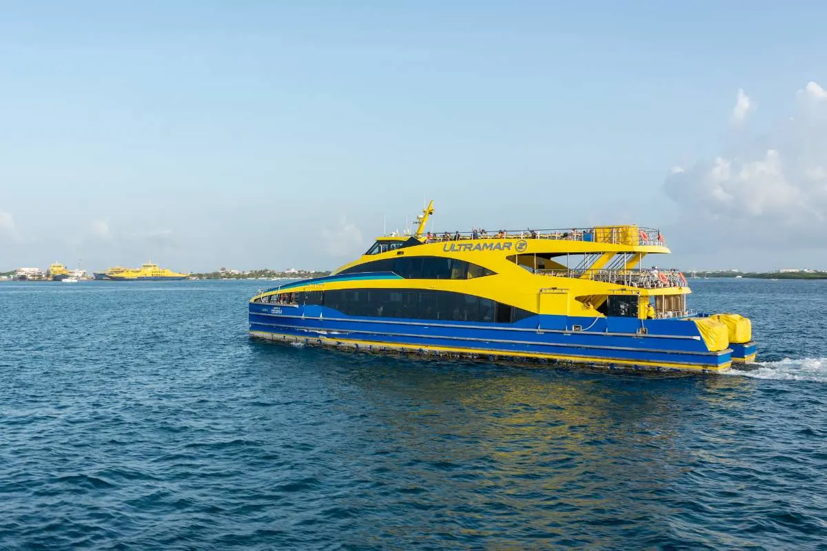 Ferry De Playa Del Carmen à Cozumel