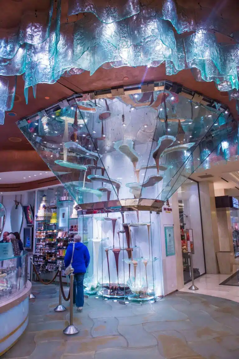 Bellagio Chocolate Fountain In Las Vegas At Bellagio Patisserie