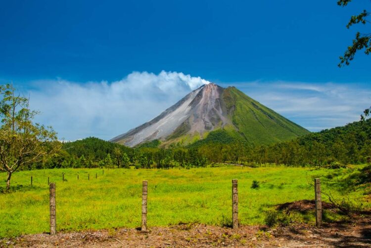 Arenal Hikes