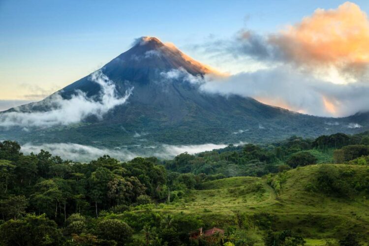 Hiking Arenal Volcano