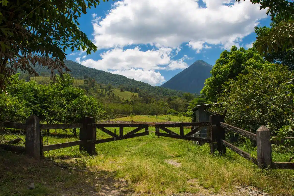 Qué Es El VolcáN Arenal Y El Parque Nacional