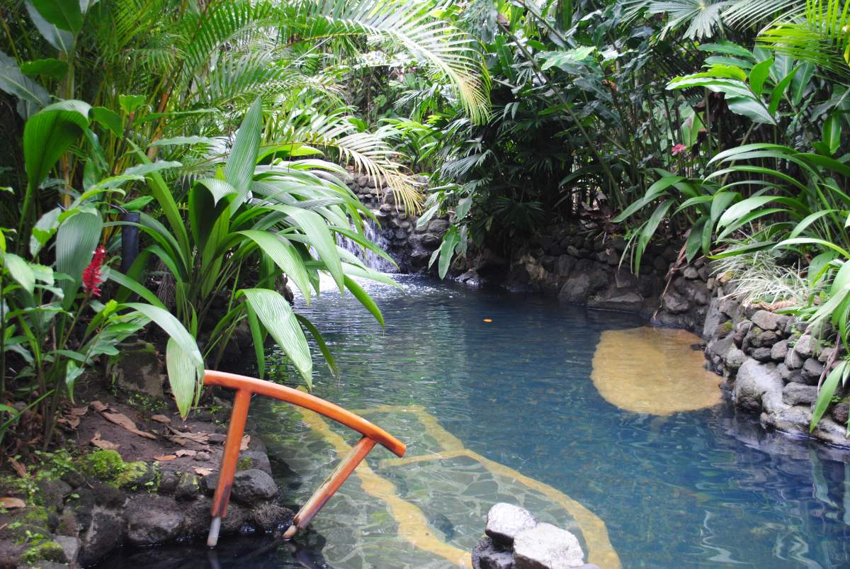Where Is Tabacon Hot Springs Located