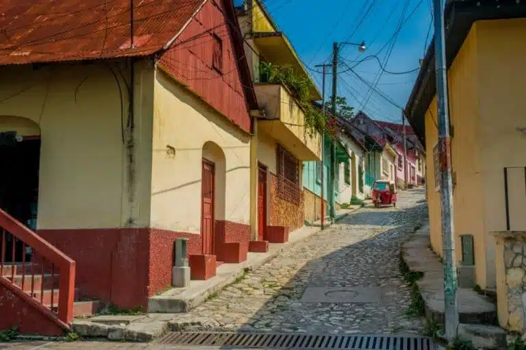 3 Best Ways To Get From Belize City To Flores, Guatemala