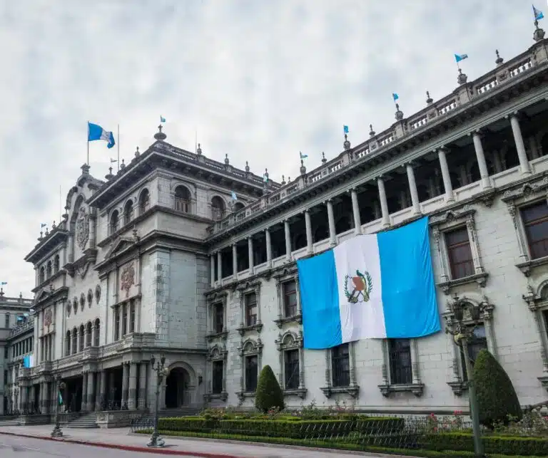 Die 3 Besten Möglichkeiten, Um Von Rio Dulce Nach Guatemala-Stadt, Guatemala Zu Kommen