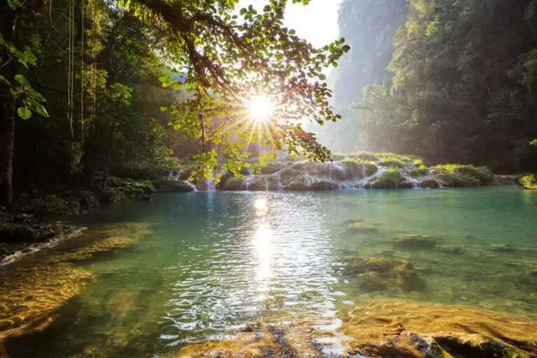 Die 2 Besten Möglichkeiten, Um Von San Pedro La Laguna Nach Lanquin, Guatemala Zu Kommen