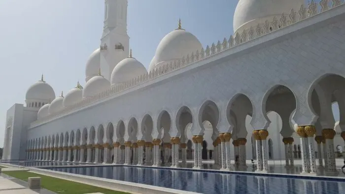 Explora La Magnífica Gran Mezquita Sheikh Zayed