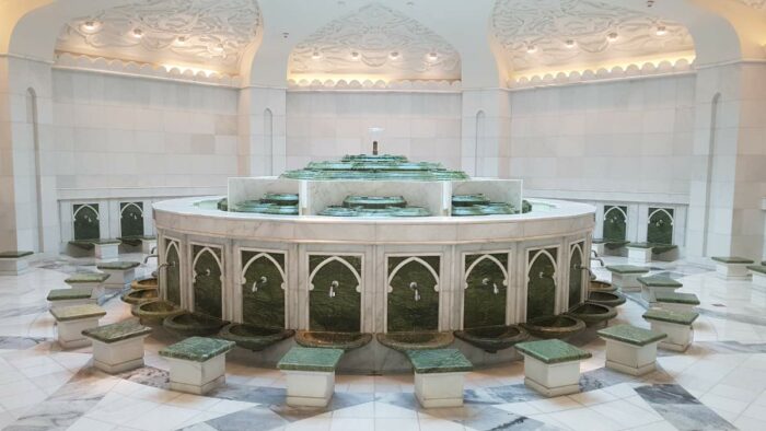 Entdecke Die Prächtige Sheikh Zayed Grand Mosque