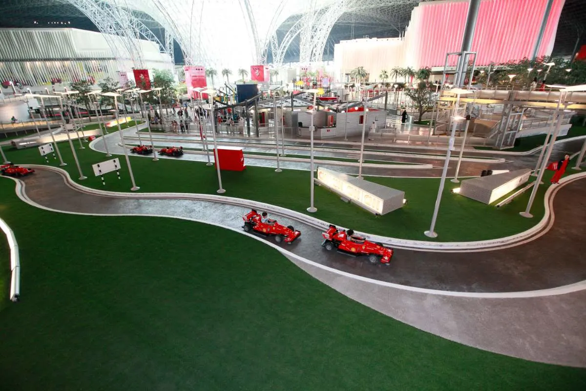 Mundo Ferrari Abu Dhabi2