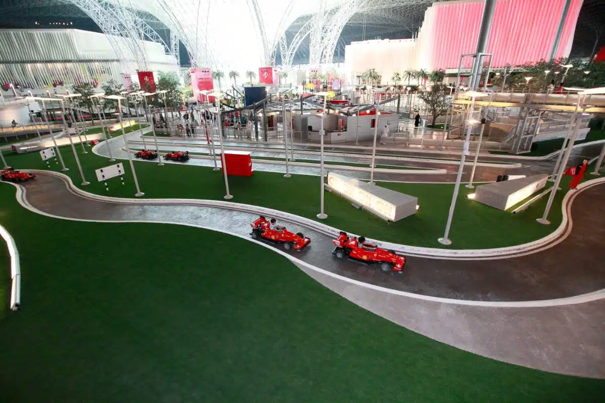 Mundo Ferrari Abu Dhabi2