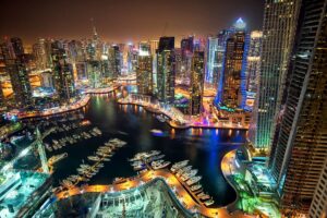 Hoe kom je van Sharjah naar Dubai, Verenigde Arabische Emiraten?