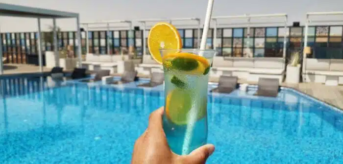 Universal-Traveller-La-Maison-Hôtel-Al-Khiran-Koweït-Revue