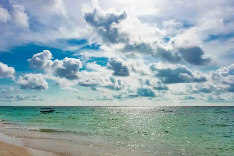 2 Best Ways To Get From Cartagena To Isla Grande, Colombia