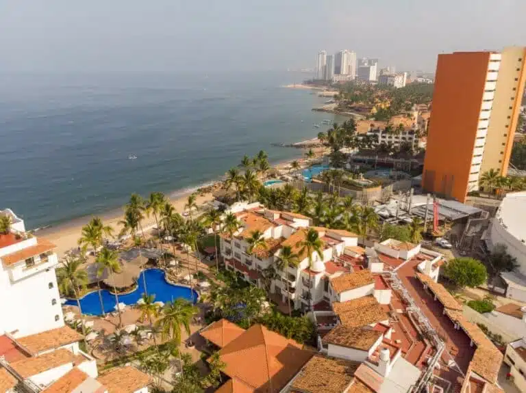 How To Get From Puerto Vallarta Airport To Puerto Vallarta, Mexico