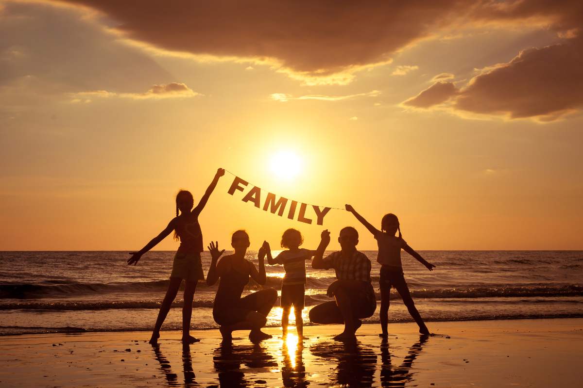 30 Best Family Vacation Quotes