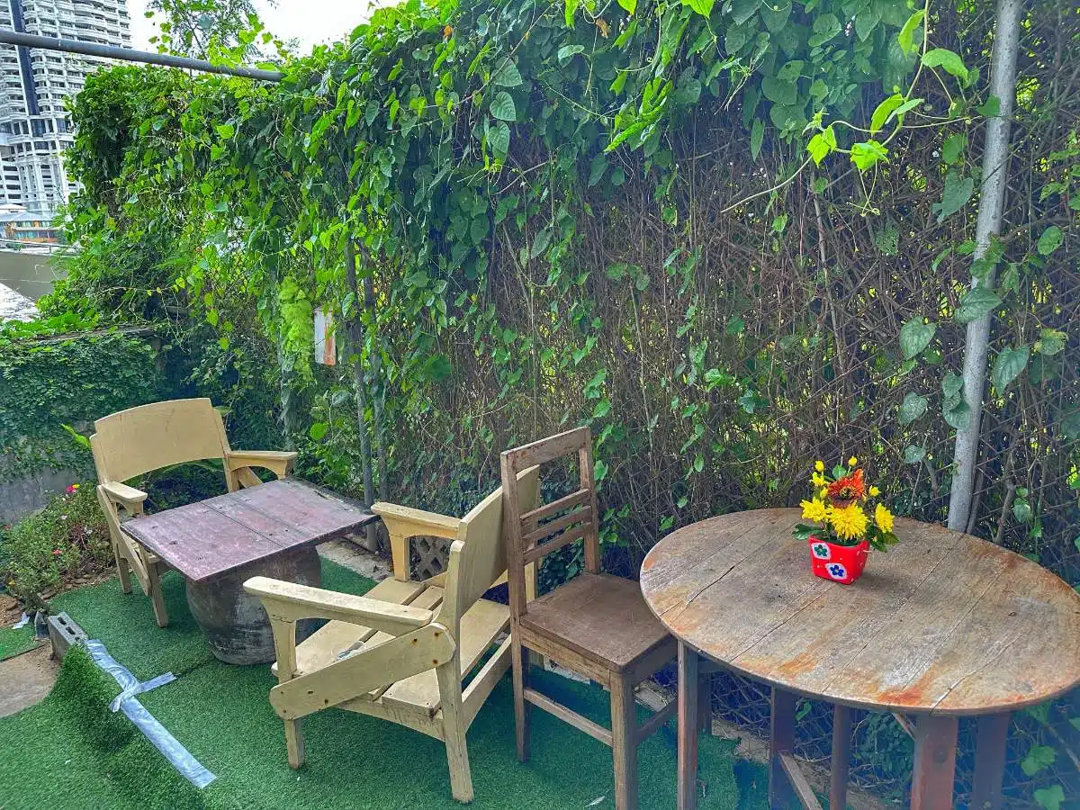 Maison De Mes Grands-Parents-Café-Bangkok
