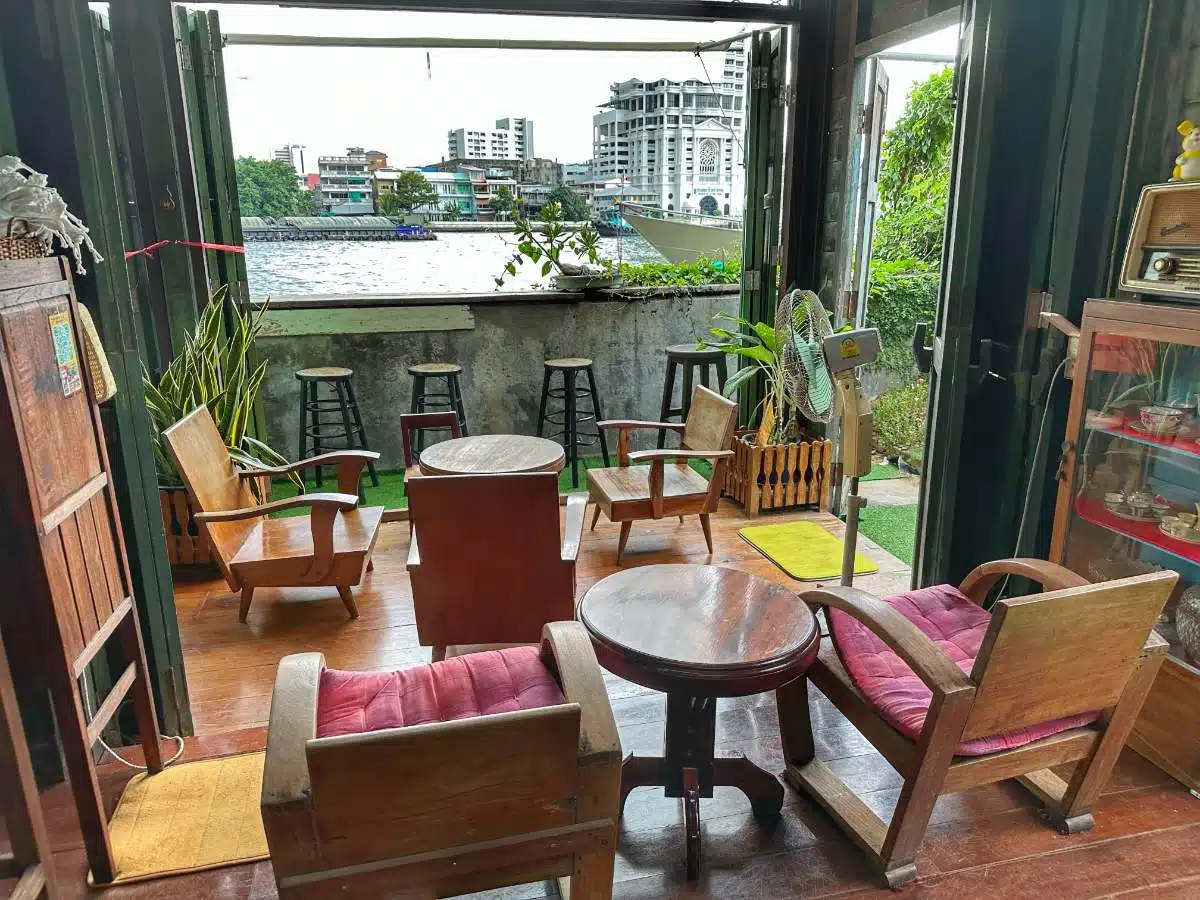 Maison De Mes Grands-Parents-Café-Bangkok