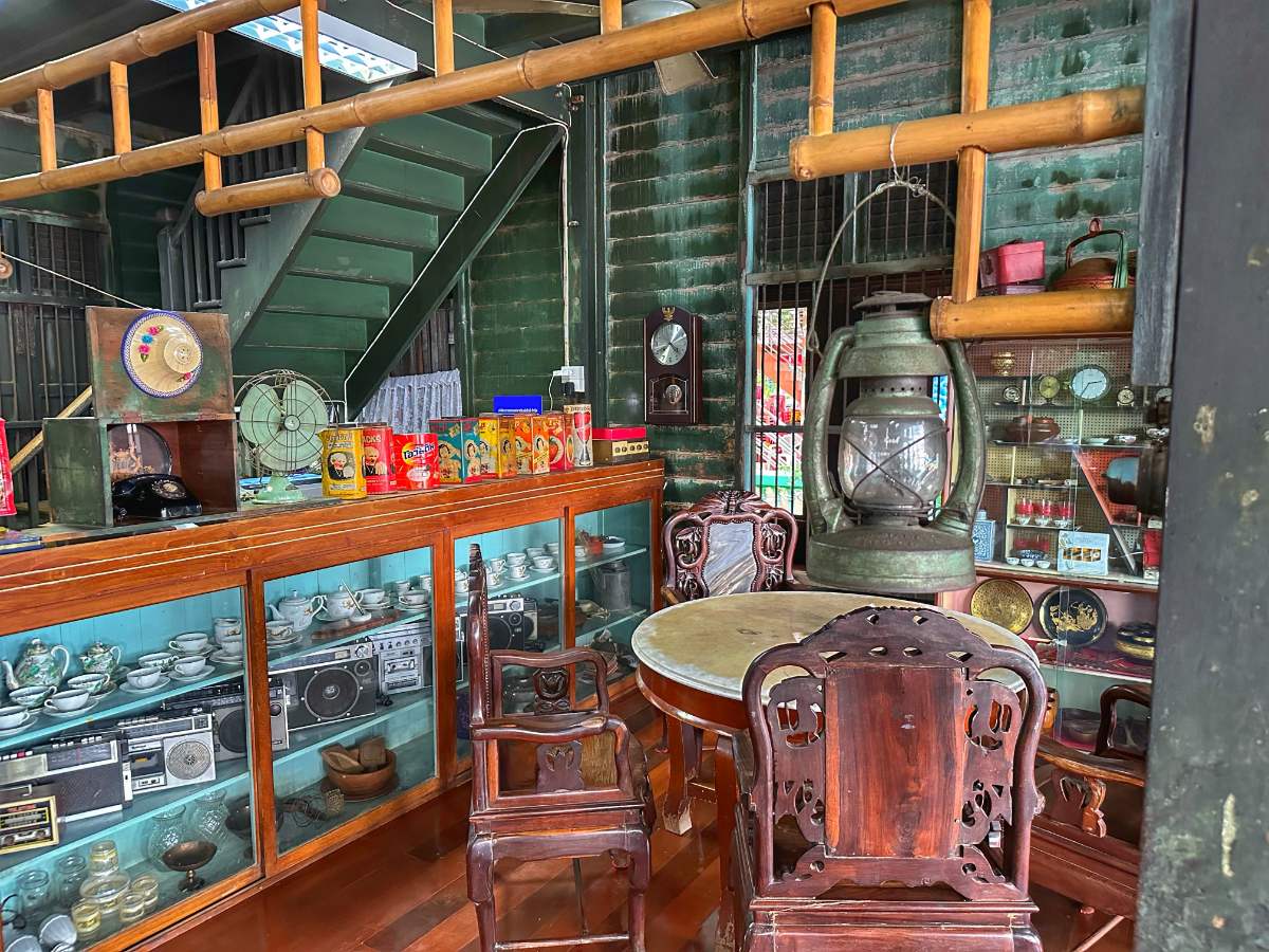 
My-Grandparents-House-Cafe-Bangkok