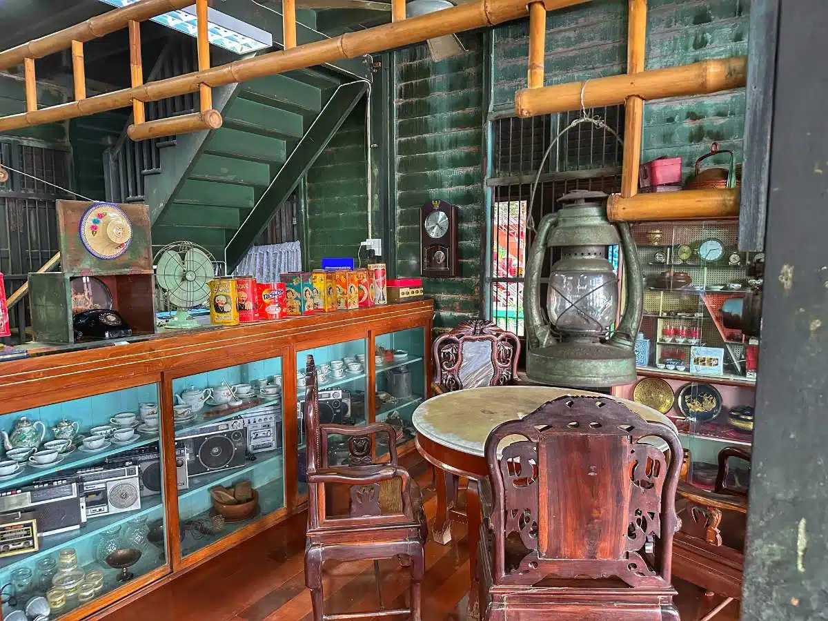 Maison De Mes Grands-Parents-Café-Bangkok
