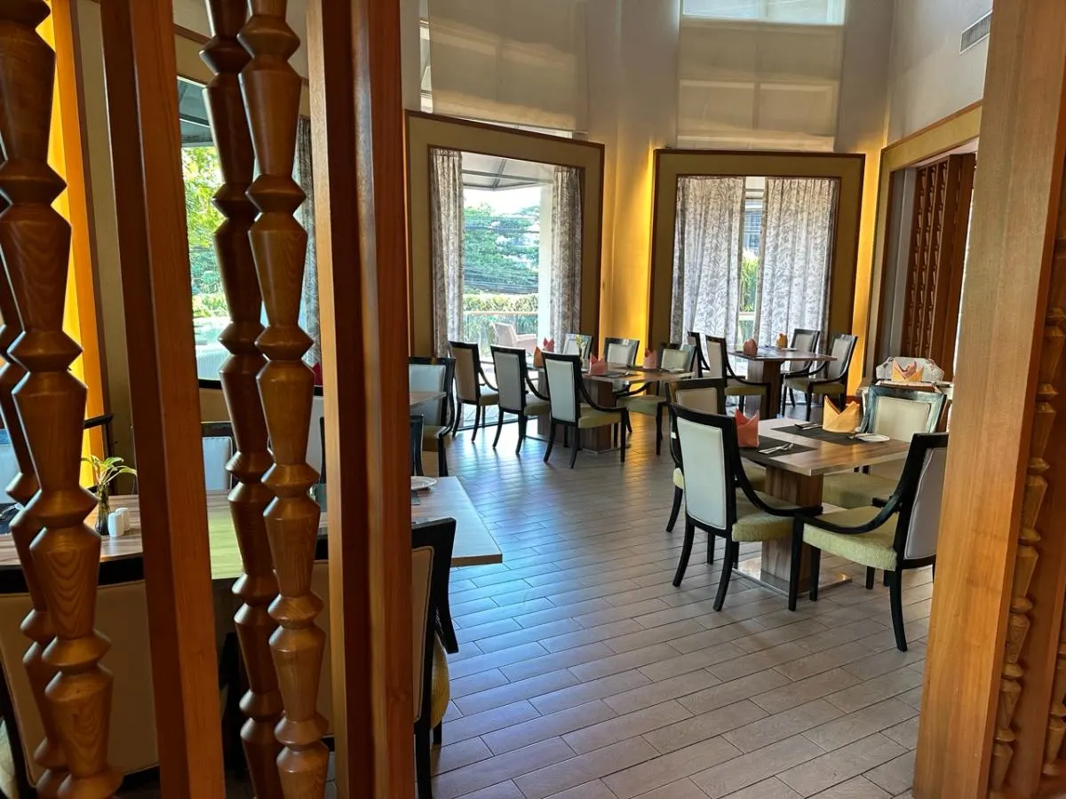 Parkroyal Yangon Myanmar Hotel Review Universal Traveller By Tim Kroeger6341 Large
