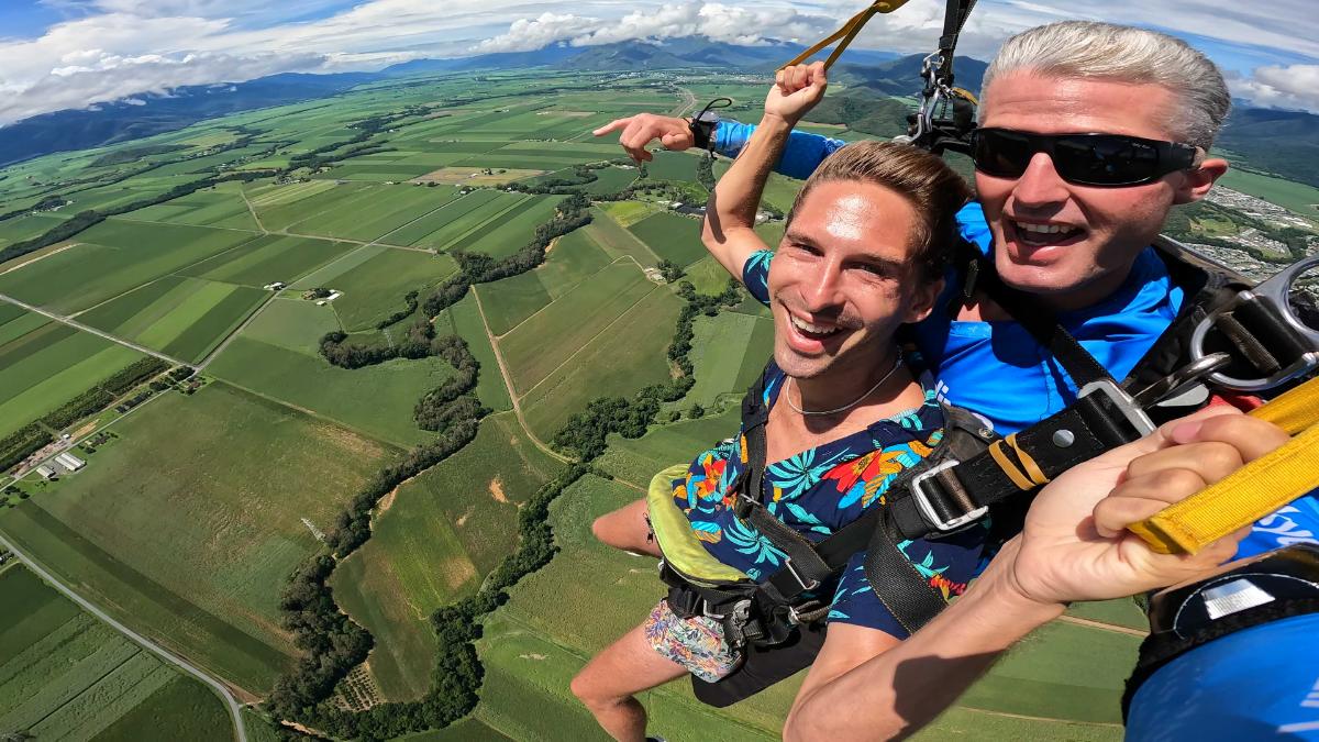 Tandem Skydive Cairns Australia Universal Traveller By Tim Kroeger299